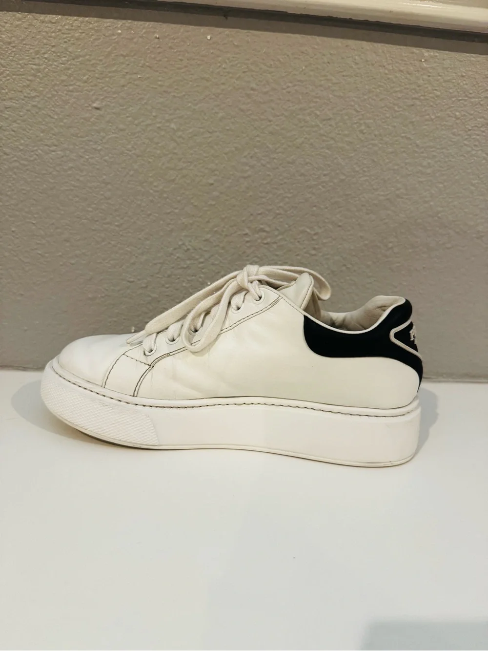 Prada classic low